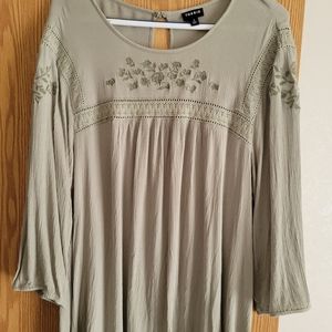 Torrid Sage Green Crinkle Gauze Embroidered Blouse